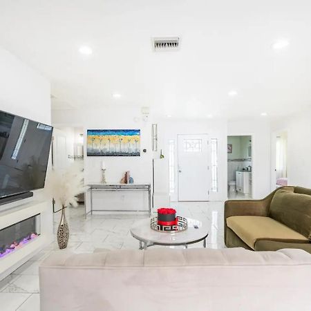 New Luxury Entertaining House With Pool Spa Sauna Tesla Charger Pets Los Angeles Ngoại thất bức ảnh